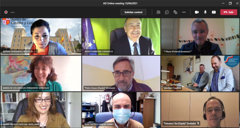 Participantes en la reunión virtual el día 13 de abril