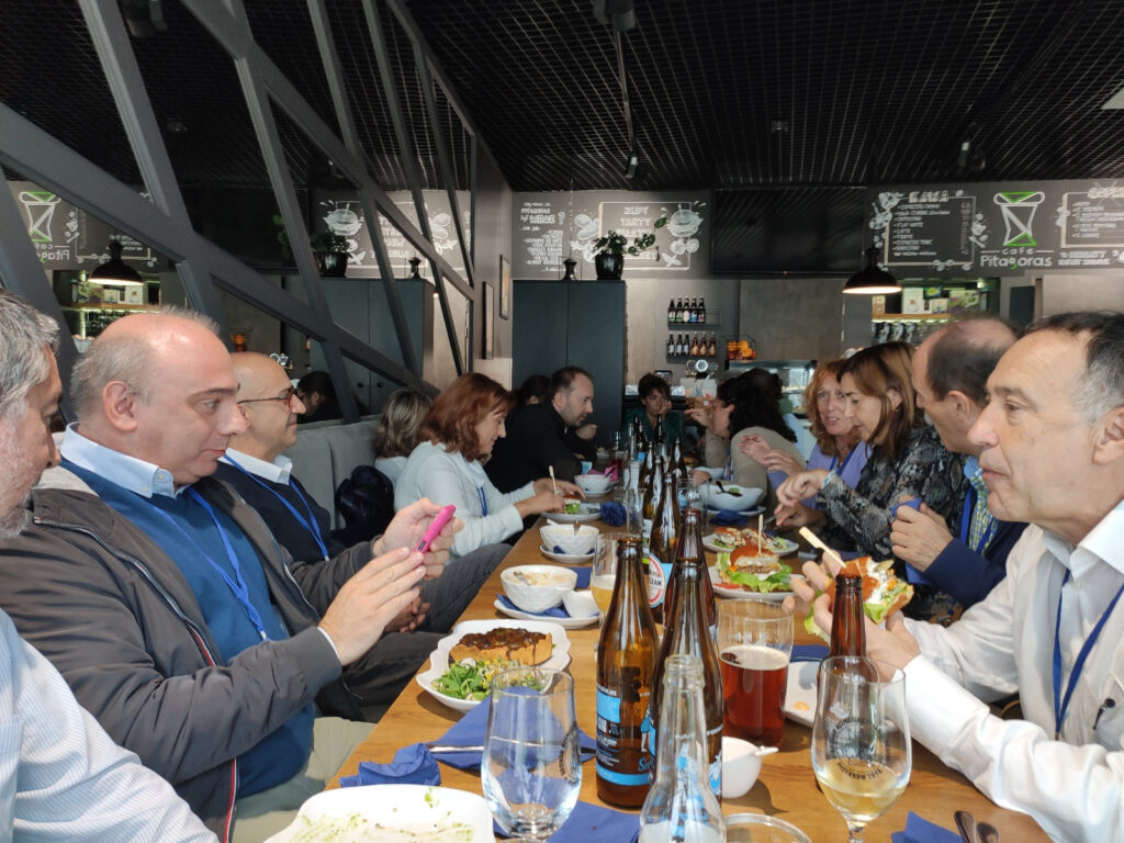 Comida en Pitagoras (Torus Park)