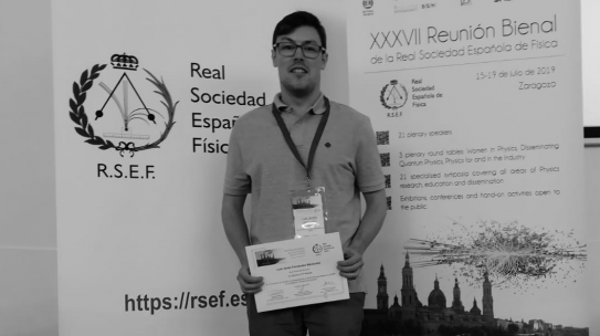 Luis Fernández has been awarded by the XXXVII Biannual Meeting of the Spanish Royal Society of Physics (PhD researchers category)